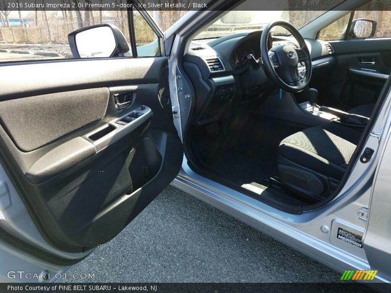 Ice Silver Metallic / Black 2016 Subaru Impreza 2.0i Premium 5-door