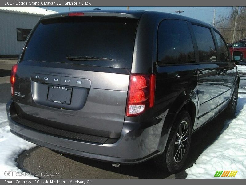 Granite / Black 2017 Dodge Grand Caravan SE