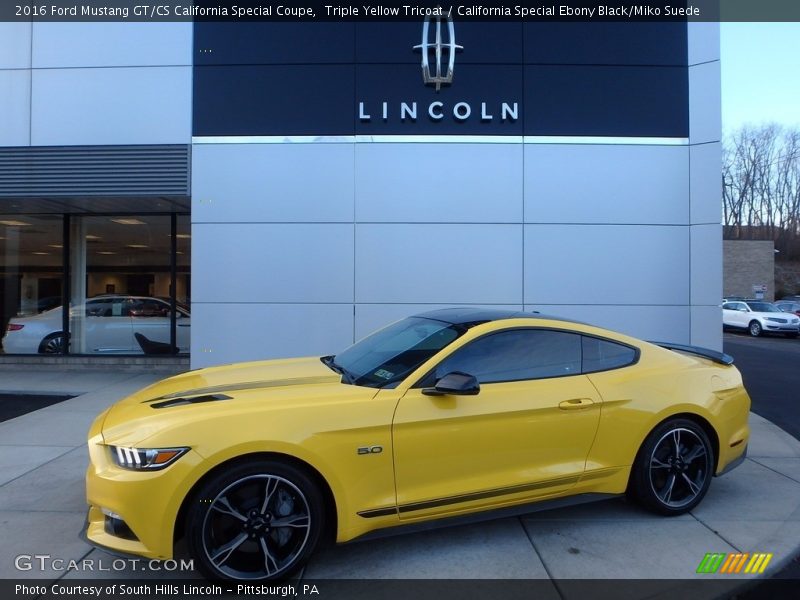 Front 3/4 View of 2016 Mustang GT/CS California Special Coupe