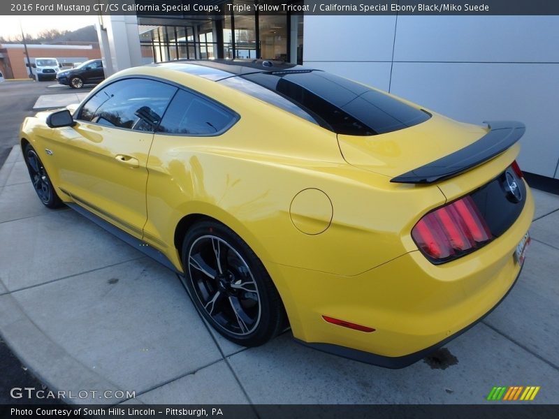 Triple Yellow Tricoat / California Special Ebony Black/Miko Suede 2016 Ford Mustang GT/CS California Special Coupe