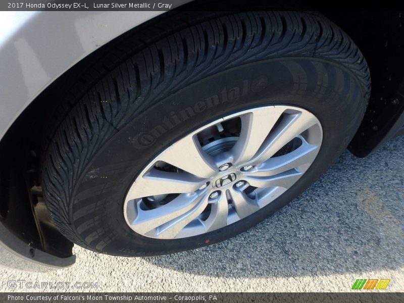 Lunar Silver Metallic / Gray 2017 Honda Odyssey EX-L