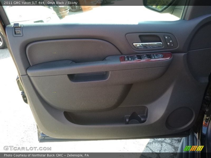 Onyx Black / Ebony 2011 GMC Yukon SLT 4x4
