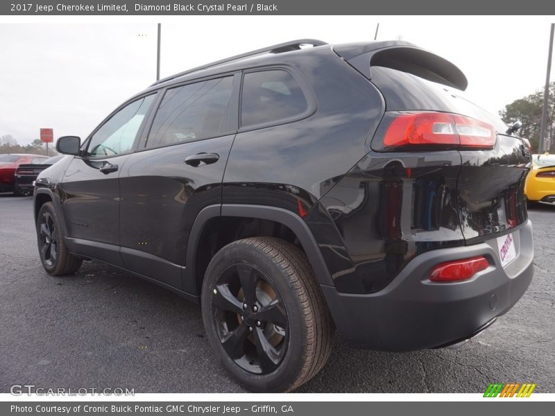 Diamond Black Crystal Pearl / Black 2017 Jeep Cherokee Limited
