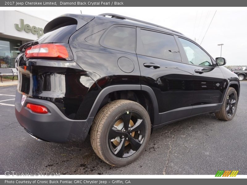 Diamond Black Crystal Pearl / Black 2017 Jeep Cherokee Limited