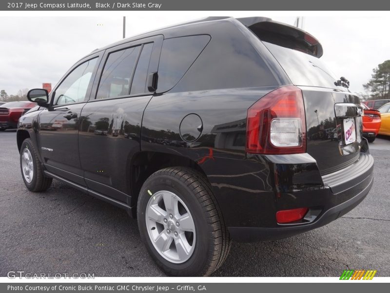 Black / Dark Slate Gray 2017 Jeep Compass Latitude