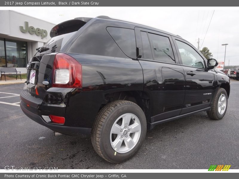 Black / Dark Slate Gray 2017 Jeep Compass Latitude