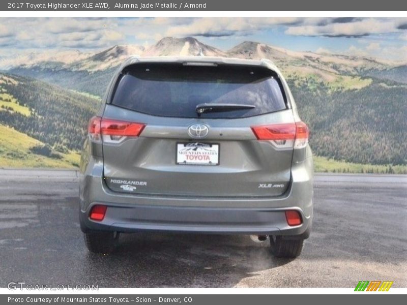 Alumina Jade Metallic / Almond 2017 Toyota Highlander XLE AWD