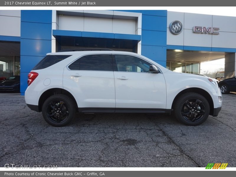 Summit White / Jet Black 2017 Chevrolet Equinox LT