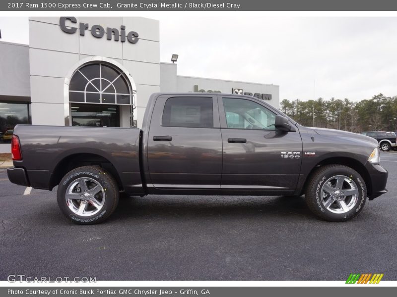 Granite Crystal Metallic / Black/Diesel Gray 2017 Ram 1500 Express Crew Cab