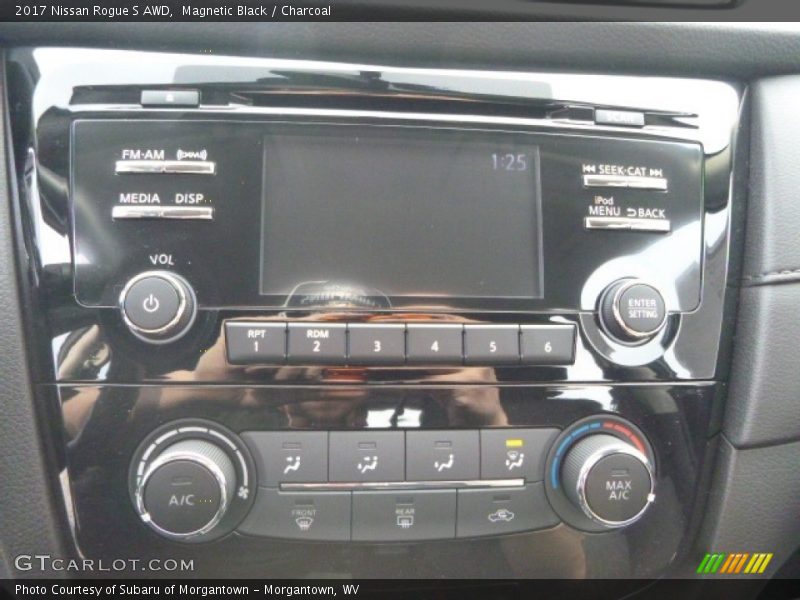Magnetic Black / Charcoal 2017 Nissan Rogue S AWD