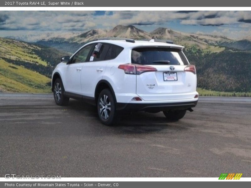 Super White / Black 2017 Toyota RAV4 LE