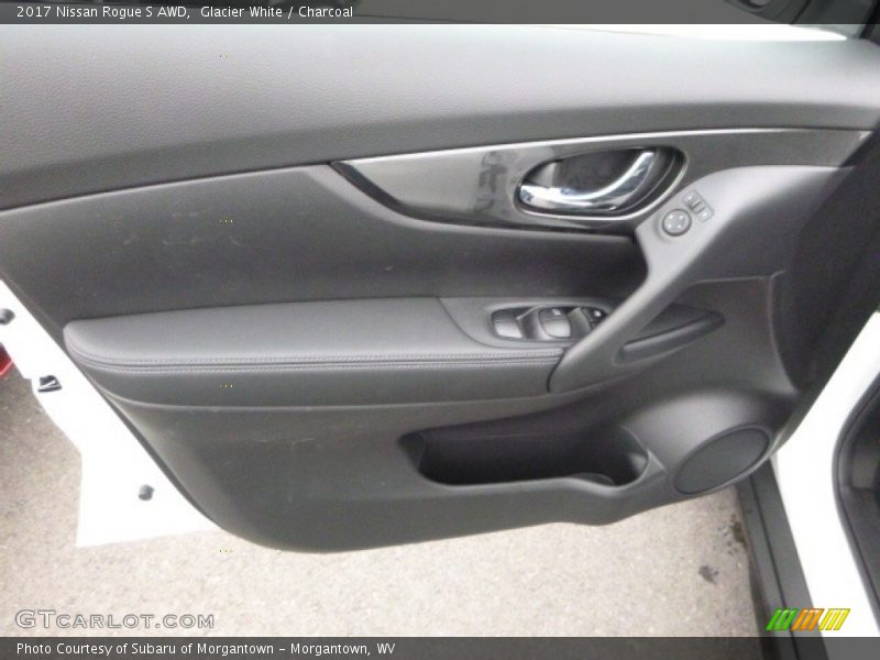 Glacier White / Charcoal 2017 Nissan Rogue S AWD