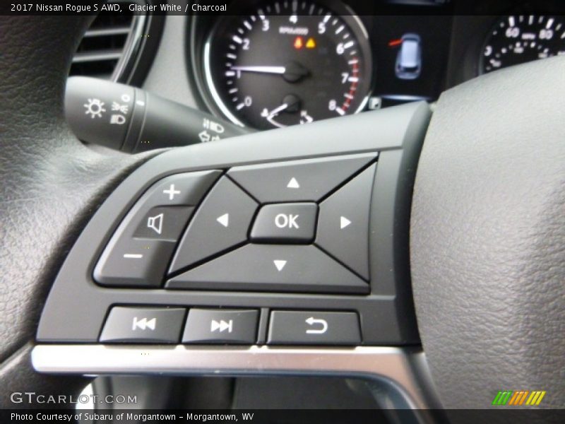 Glacier White / Charcoal 2017 Nissan Rogue S AWD