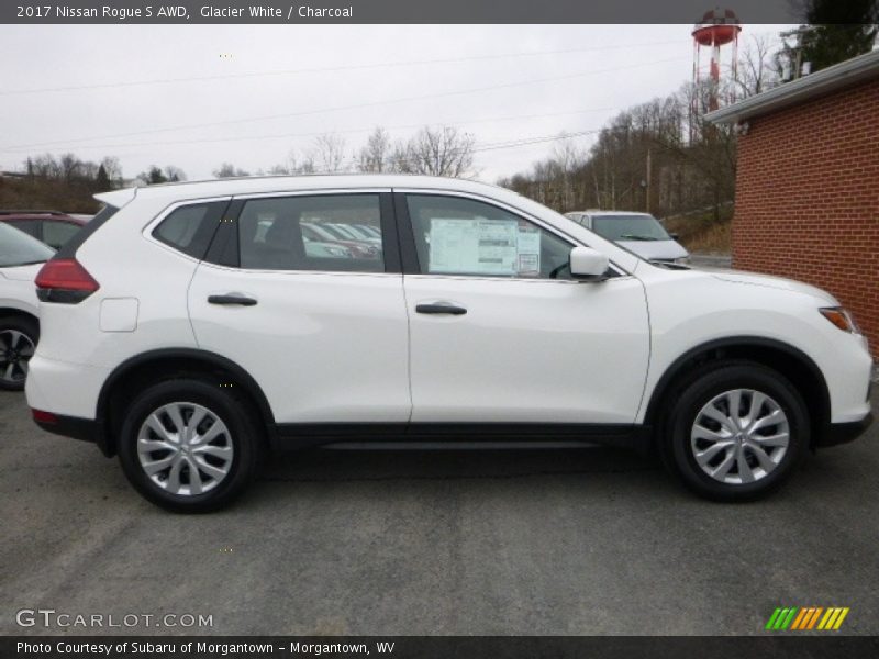 Glacier White / Charcoal 2017 Nissan Rogue S AWD