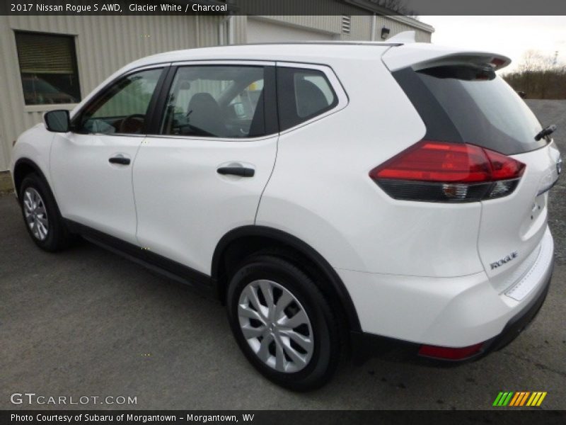 Glacier White / Charcoal 2017 Nissan Rogue S AWD
