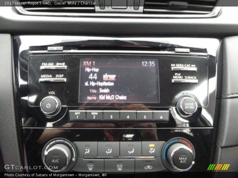 Glacier White / Charcoal 2017 Nissan Rogue S AWD