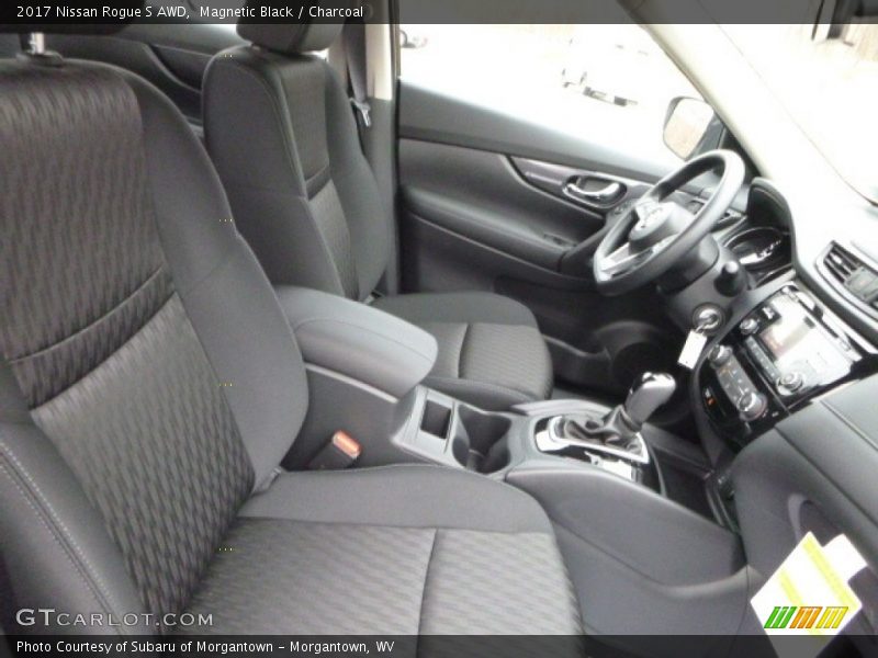 Magnetic Black / Charcoal 2017 Nissan Rogue S AWD