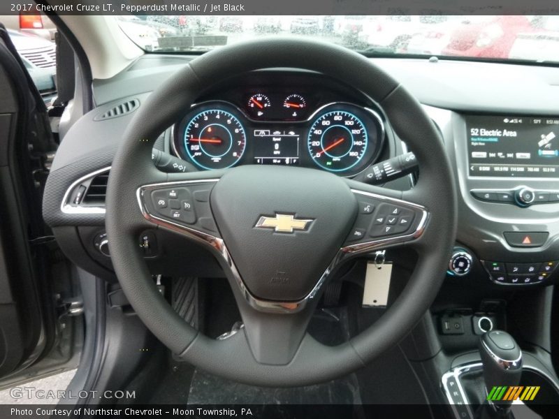 Pepperdust Metallic / Jet Black 2017 Chevrolet Cruze LT
