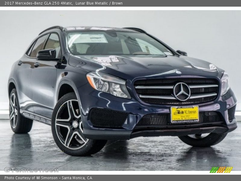 Front 3/4 View of 2017 GLA 250 4Matic
