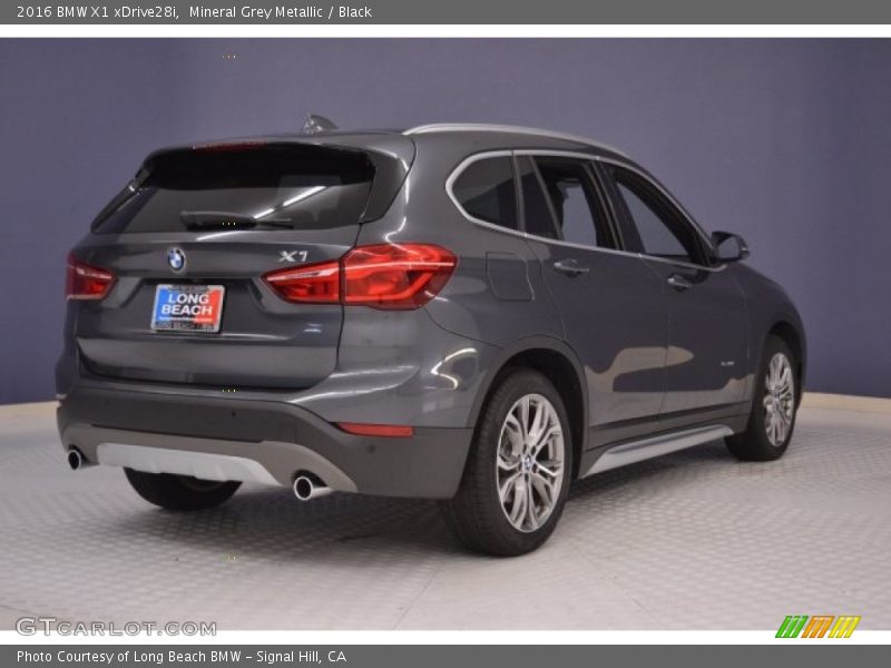 Mineral Grey Metallic / Black 2016 BMW X1 xDrive28i
