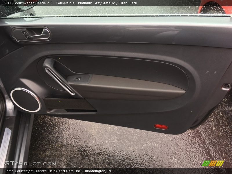 Platinum Gray Metallic / Titan Black 2013 Volkswagen Beetle 2.5L Convertible
