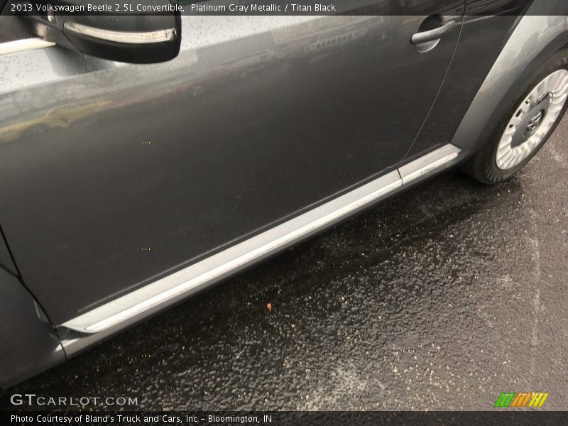 Platinum Gray Metallic / Titan Black 2013 Volkswagen Beetle 2.5L Convertible