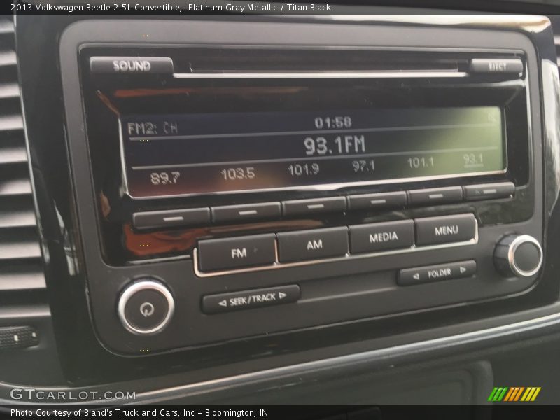 Platinum Gray Metallic / Titan Black 2013 Volkswagen Beetle 2.5L Convertible
