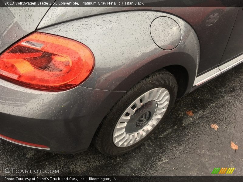 Platinum Gray Metallic / Titan Black 2013 Volkswagen Beetle 2.5L Convertible
