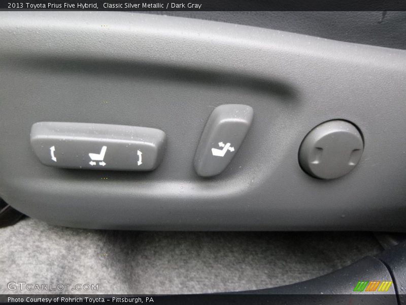 Classic Silver Metallic / Dark Gray 2013 Toyota Prius Five Hybrid