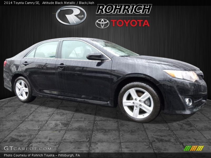 Attitude Black Metallic / Black/Ash 2014 Toyota Camry SE