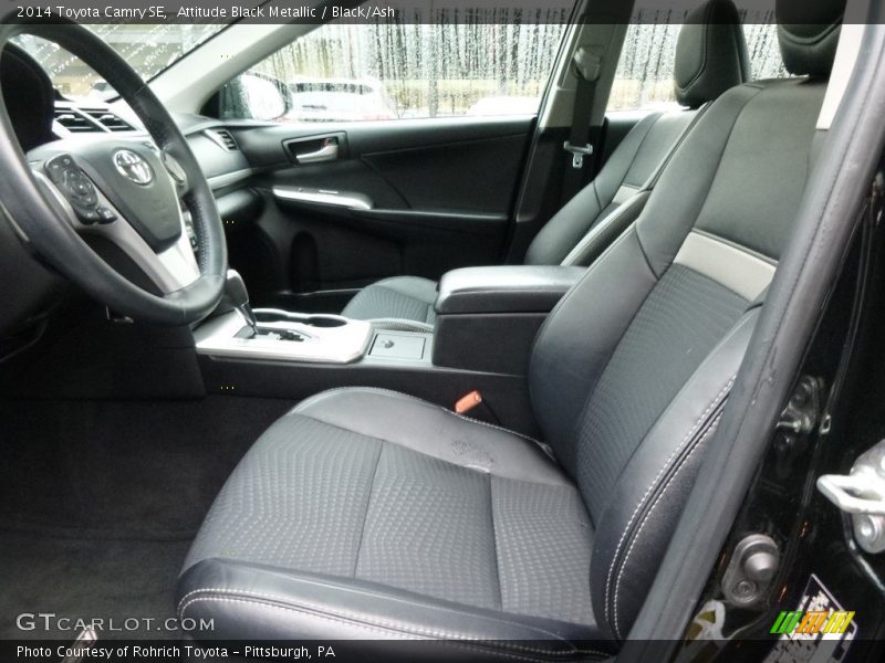 Attitude Black Metallic / Black/Ash 2014 Toyota Camry SE