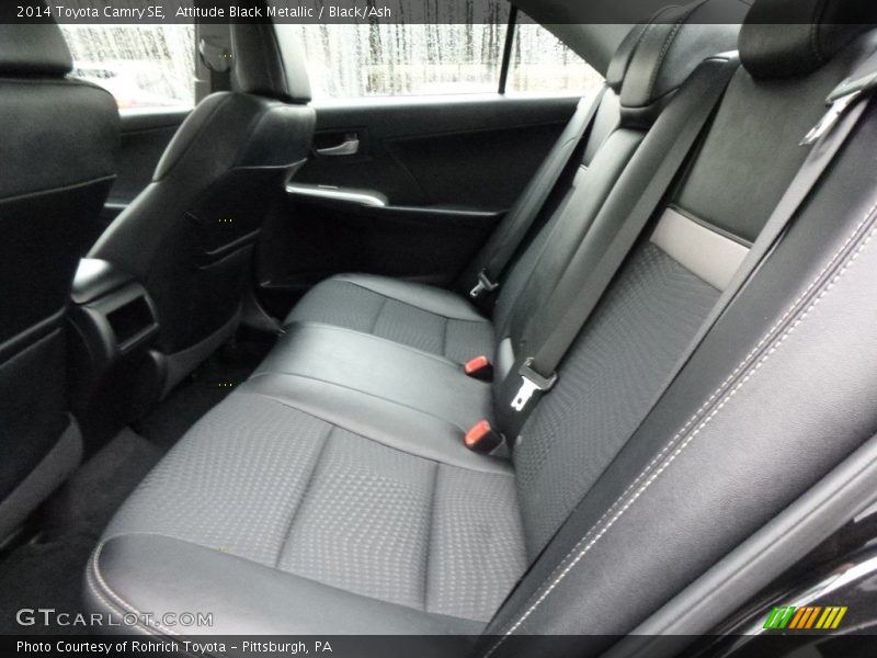 Attitude Black Metallic / Black/Ash 2014 Toyota Camry SE