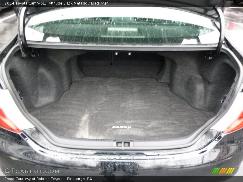 Attitude Black Metallic / Black/Ash 2014 Toyota Camry SE