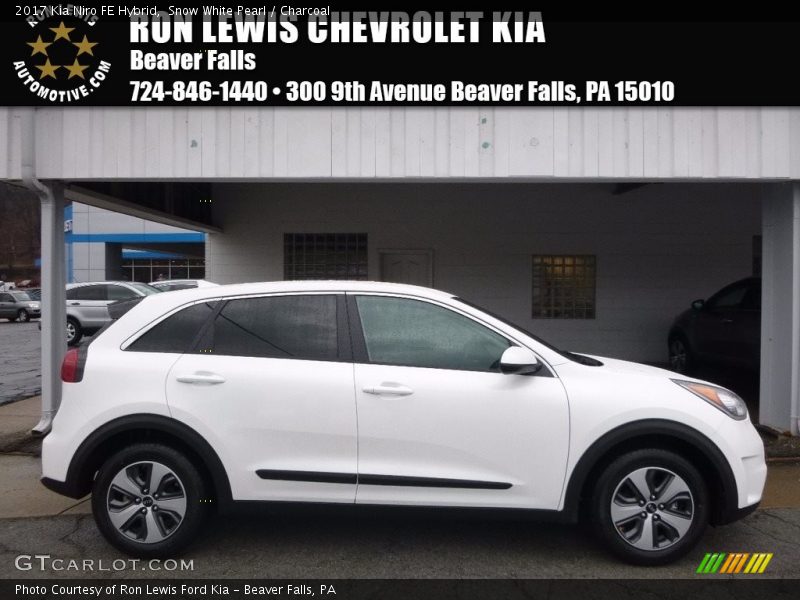 Snow White Pearl / Charcoal 2017 Kia Niro FE Hybrid
