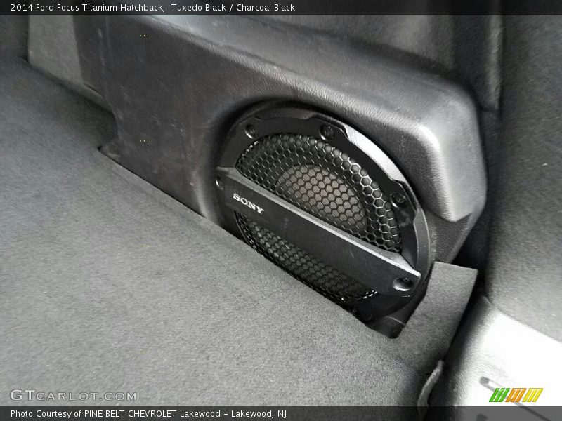 Tuxedo Black / Charcoal Black 2014 Ford Focus Titanium Hatchback