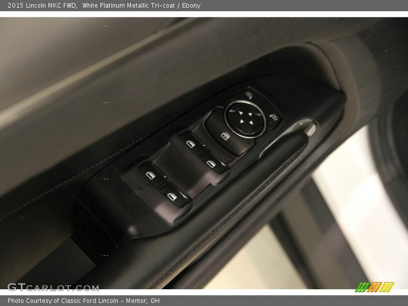 White Platinum Metallic Tri-coat / Ebony 2015 Lincoln MKC FWD