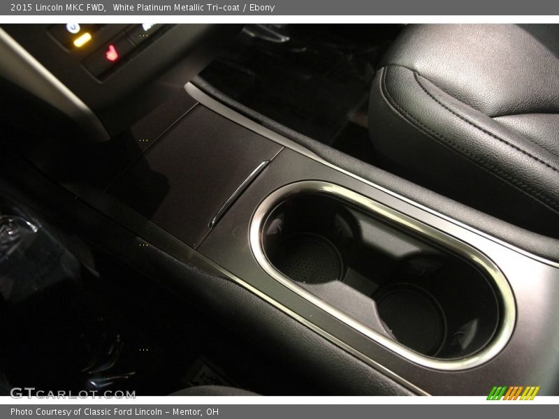 White Platinum Metallic Tri-coat / Ebony 2015 Lincoln MKC FWD