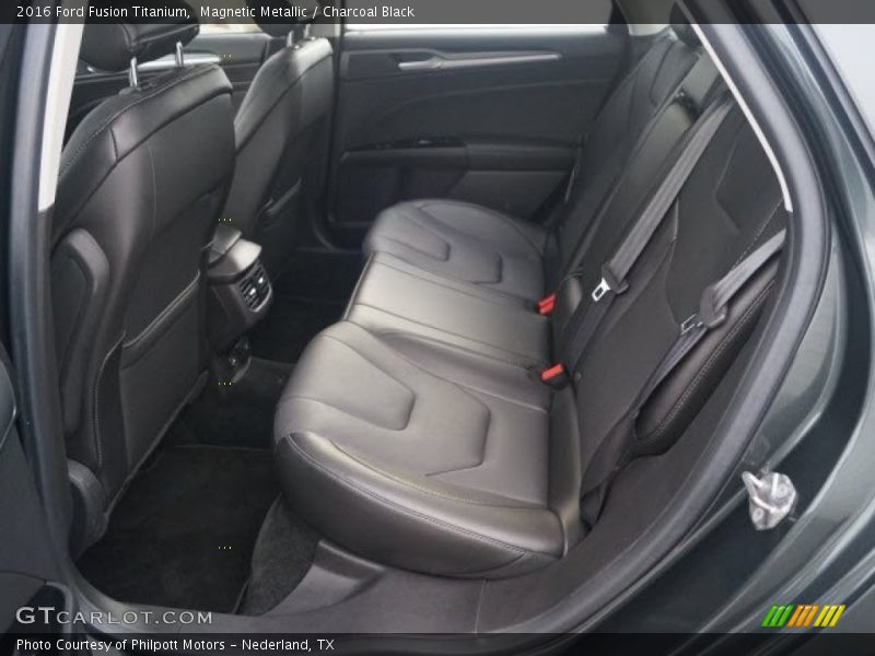 Magnetic Metallic / Charcoal Black 2016 Ford Fusion Titanium