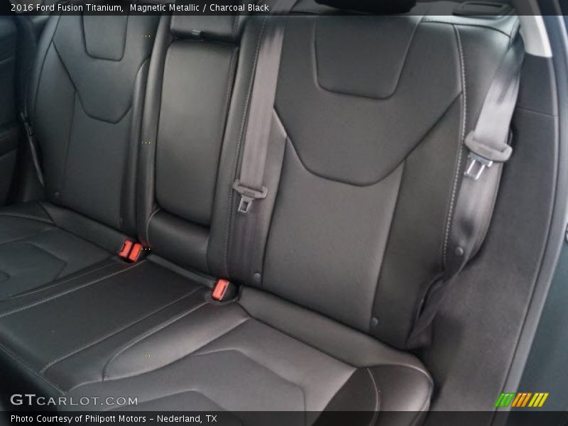 Magnetic Metallic / Charcoal Black 2016 Ford Fusion Titanium