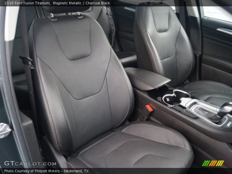 Magnetic Metallic / Charcoal Black 2016 Ford Fusion Titanium