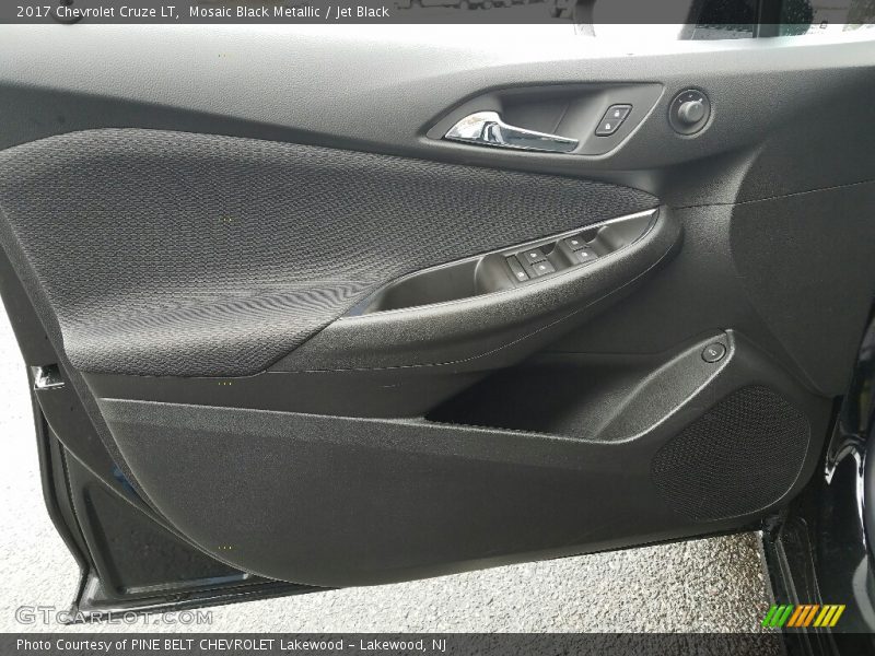 Mosaic Black Metallic / Jet Black 2017 Chevrolet Cruze LT