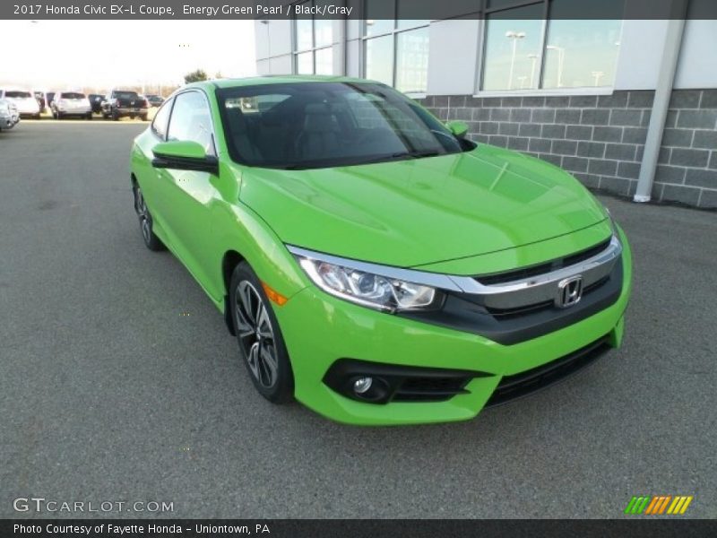 Front 3/4 View of 2017 Civic EX-L Coupe