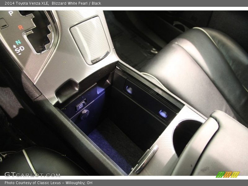 Blizzard White Pearl / Black 2014 Toyota Venza XLE