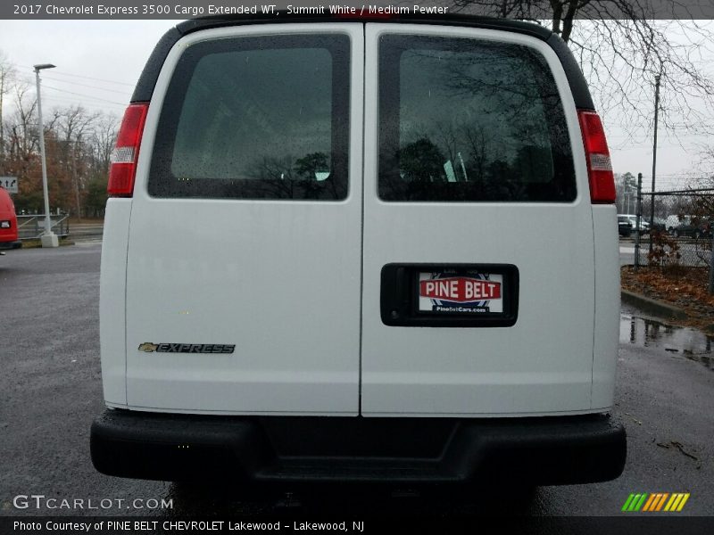Summit White / Medium Pewter 2017 Chevrolet Express 3500 Cargo Extended WT
