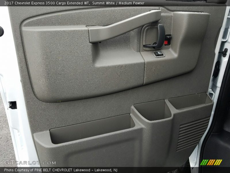 Summit White / Medium Pewter 2017 Chevrolet Express 3500 Cargo Extended WT
