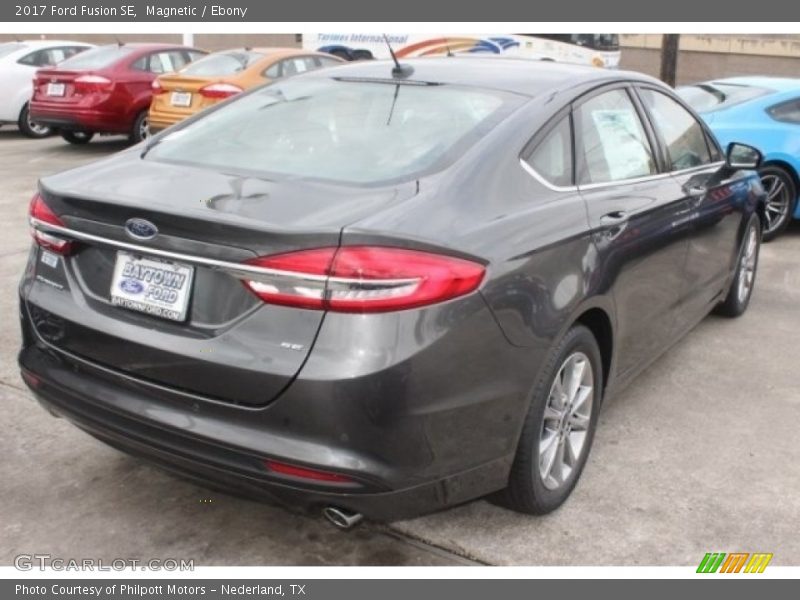 Magnetic / Ebony 2017 Ford Fusion SE