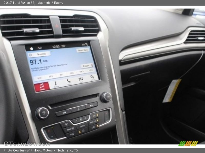 Magnetic / Ebony 2017 Ford Fusion SE