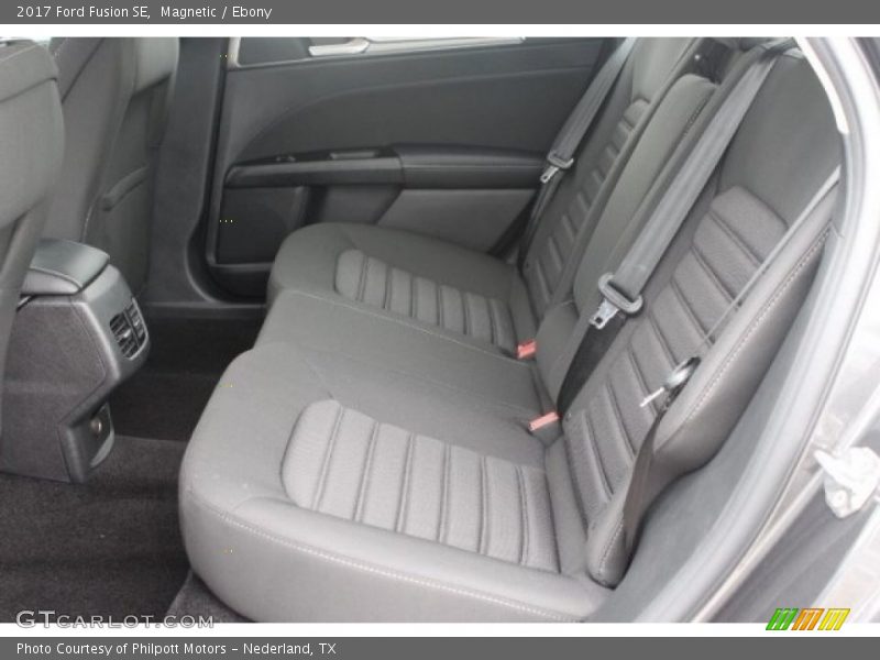 Magnetic / Ebony 2017 Ford Fusion SE