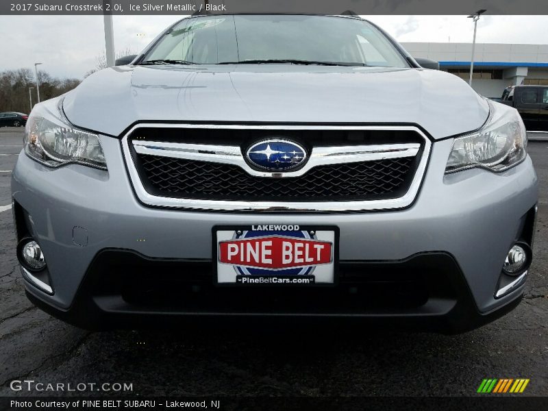 Ice Silver Metallic / Black 2017 Subaru Crosstrek 2.0i