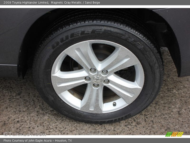 Magnetic Gray Metallic / Sand Beige 2009 Toyota Highlander Limited